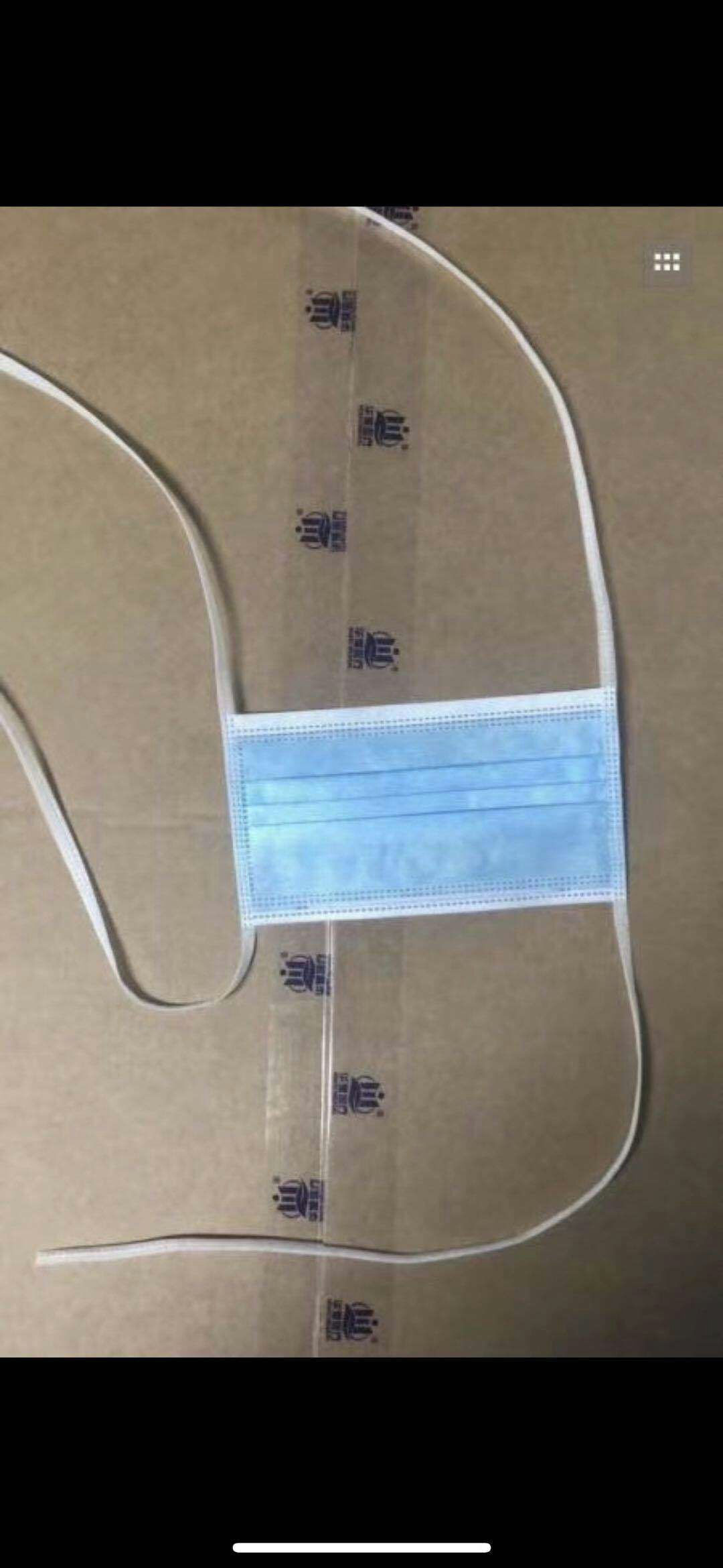 防尘口罩实物图
