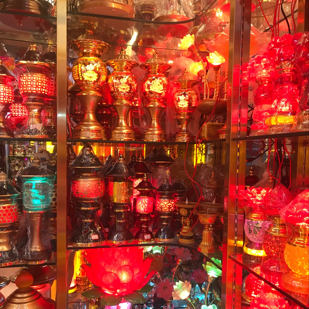 Jingfo Hall Buddhist Utensils and Lighting Factory describe pic - 7