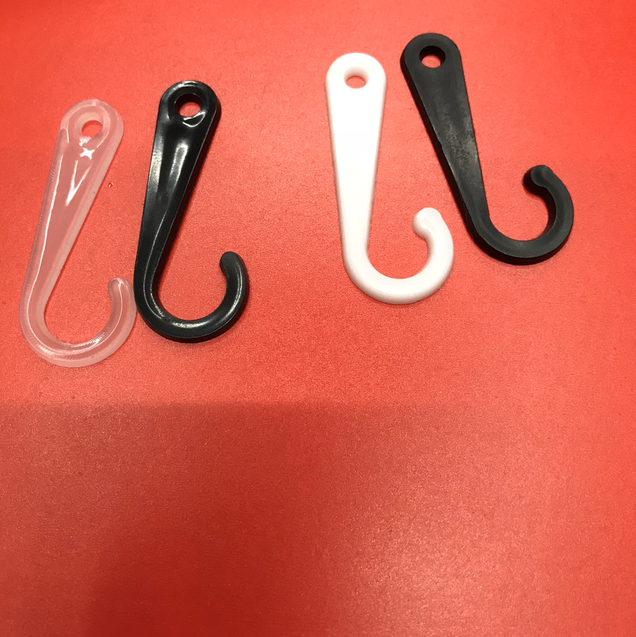 Thin Hook Plastic Hook Show Black And White Transparent Thin Hook Pants Rack Wholesale Spot Manufacturers Clothing Pants Clip