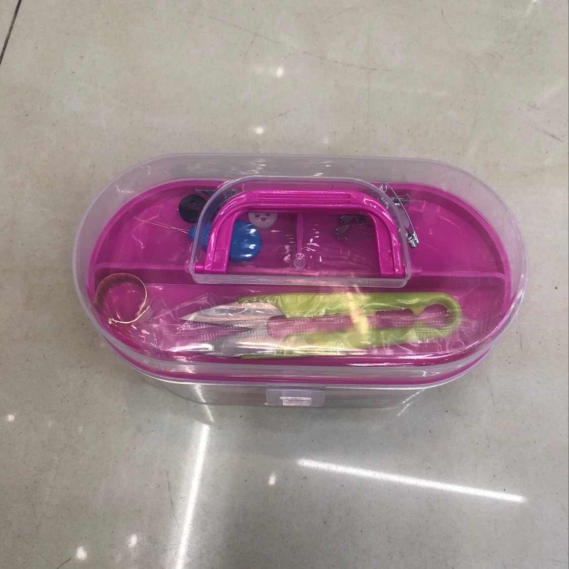 Each sewing kit contains 100 sets