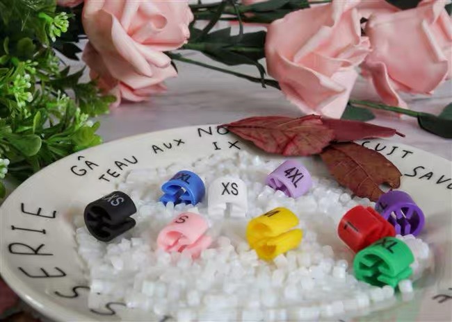 塑料尺码圈彩色尺码扣圆形四齿字母尺码标衣架扣支持定制产品图