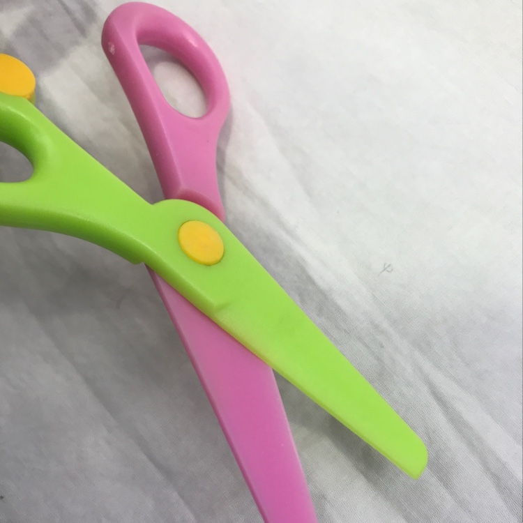 Children's scissors Item Picture