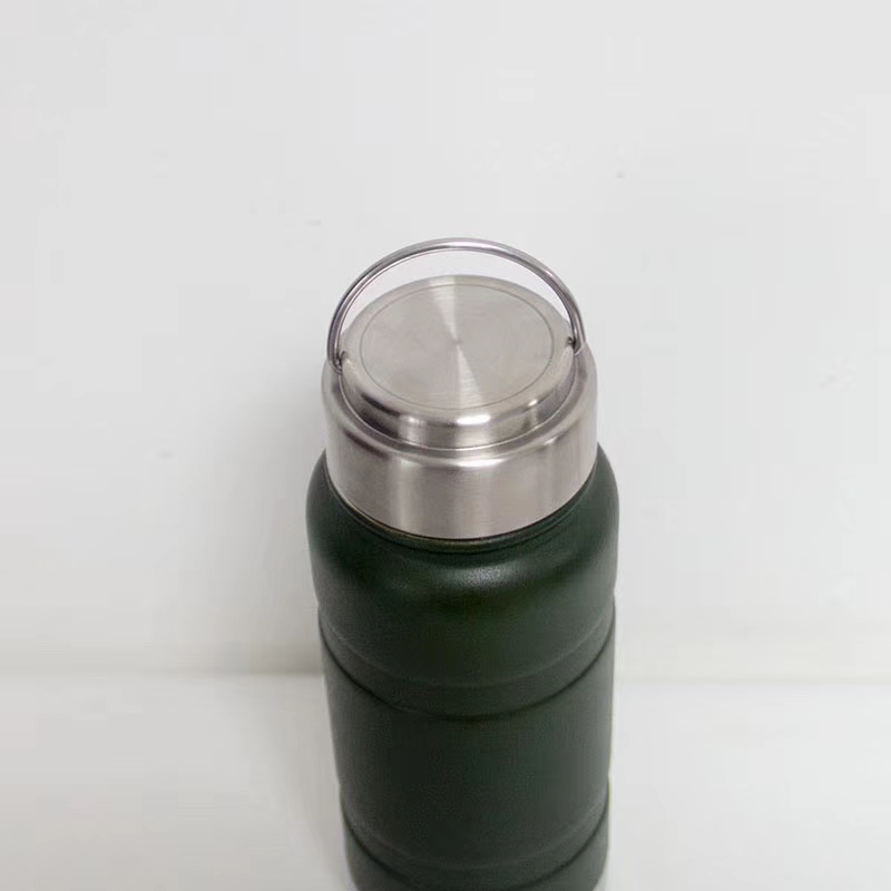 不锈钢保温杯产品图