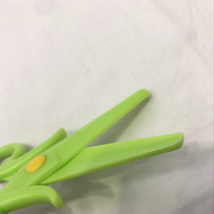1706 Plastic children's scissors Item Picture
