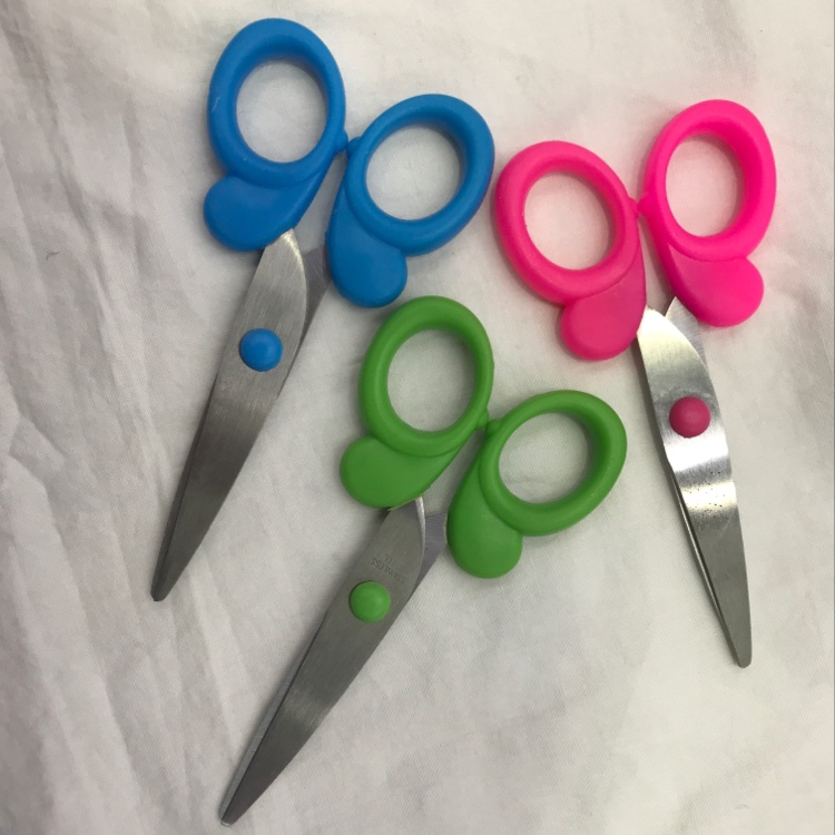 kB2015 Student Scissors details Picture