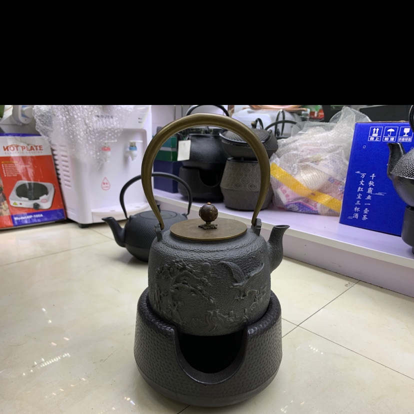 2020 Factory Direct Sales Wholesale And Retail Ten Years Old Shop Cast Iron Old Iron Pot Dapeng Wings
