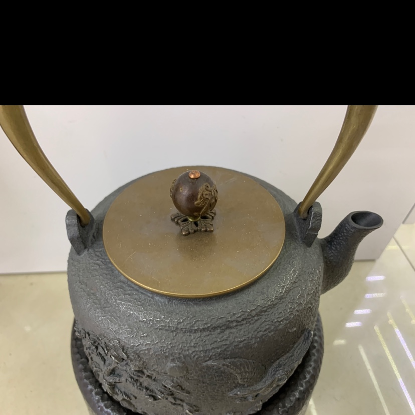 2020 Factory Direct Sales Wholesale And Retail Ten Years Old Shop Cast Iron Old Iron Pot Dapeng Wings Application Scenario