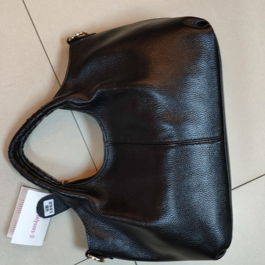 Guangzhou fashion women in small sheepskin