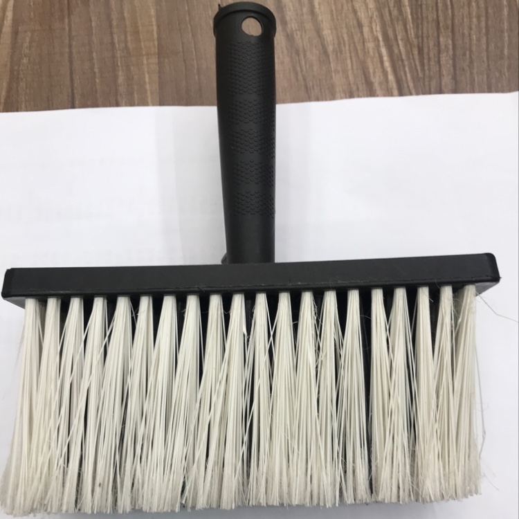 Ceiling brush details Picture