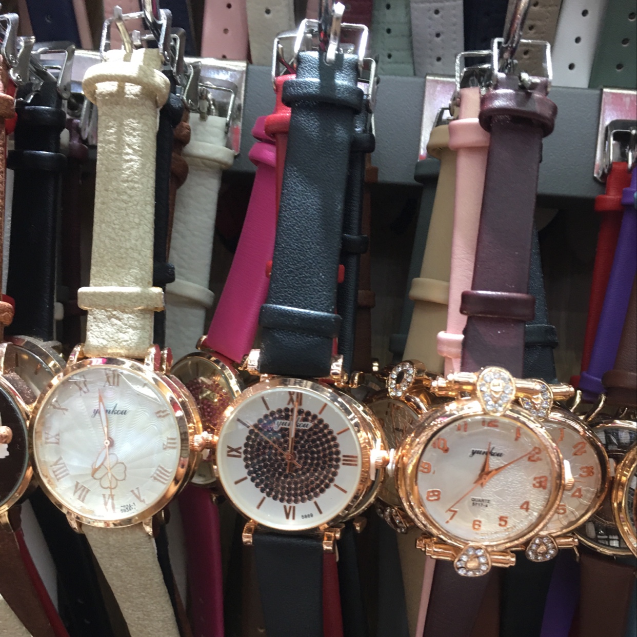 Reloj de moda details Picture