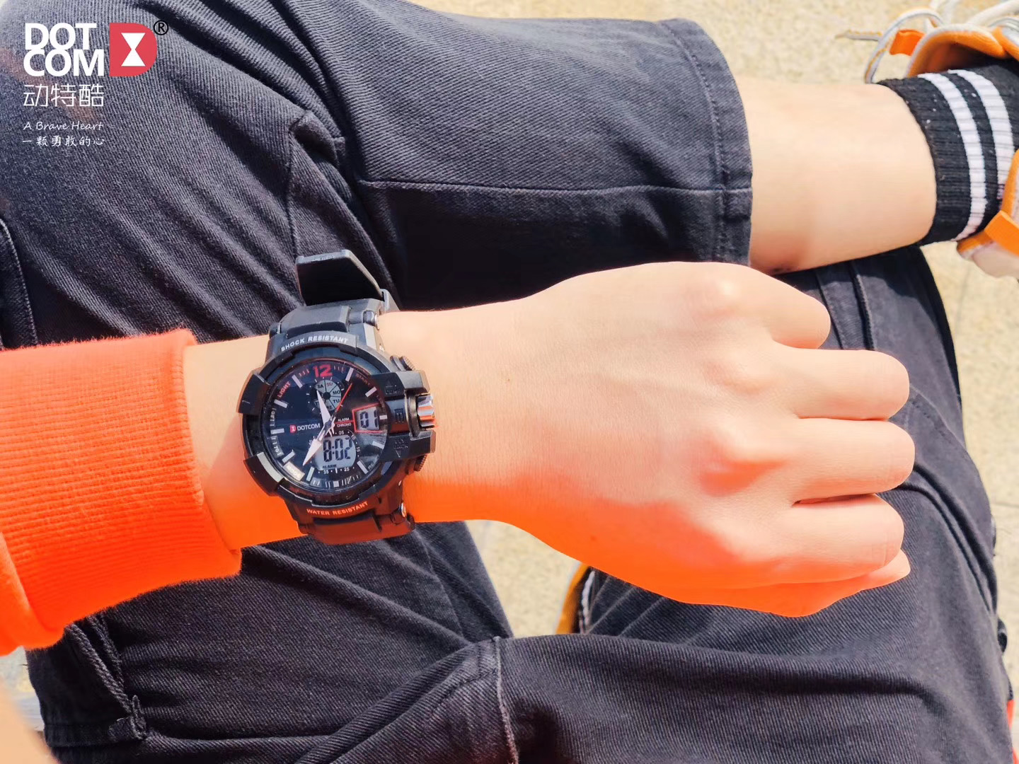 Yiwu Good Goods Sports Kid Breakthrough Multi-functional Fashionable Sports Watch D6019 detail image 4