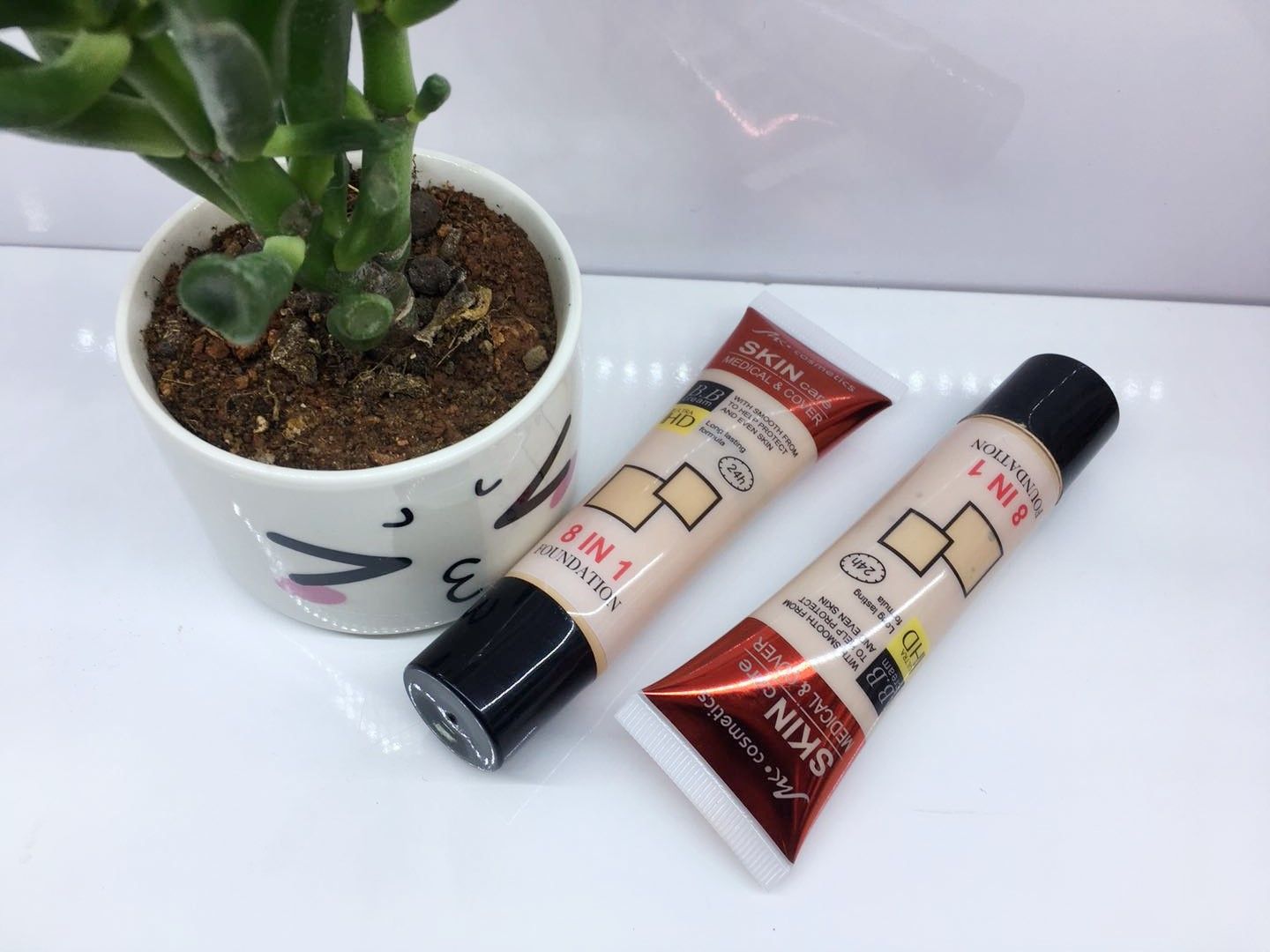 Cross-border hot style matte gloss controlled oil concealer foundation bb cream new long-lasting waterproof for 24 hours without removing makeup thumbnail