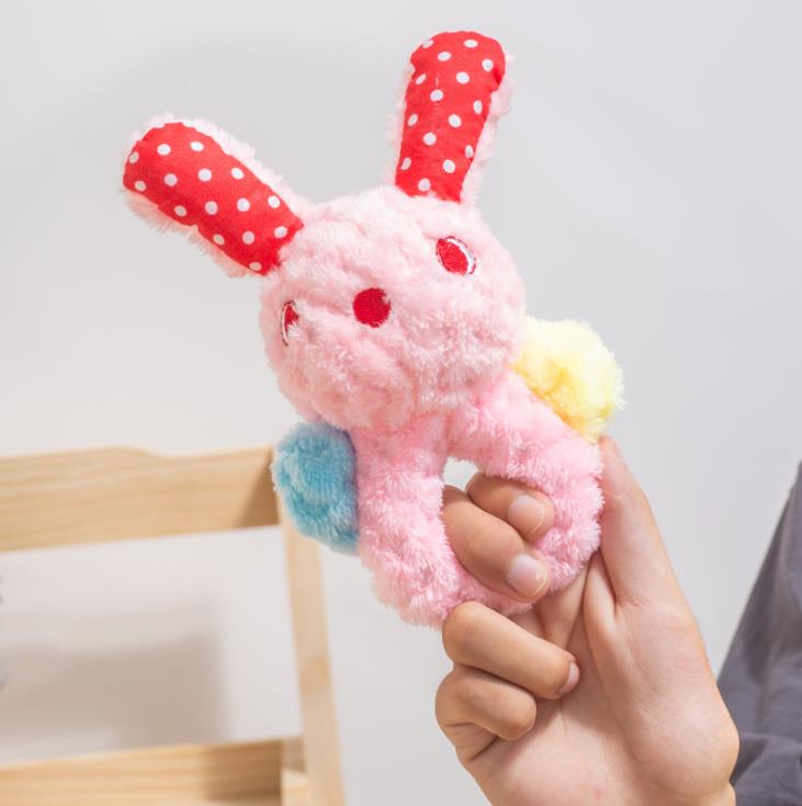 Handshaking plush doll a generation of sound bite resistant dog toy cartoon educational pet plush toy Application Scenario