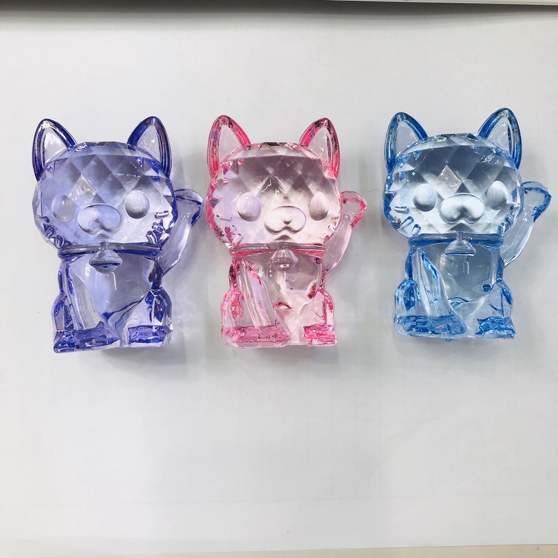 Manufacturer direct acrylic fortune cat crystal toy handicraft articles 78*56 thumbnail