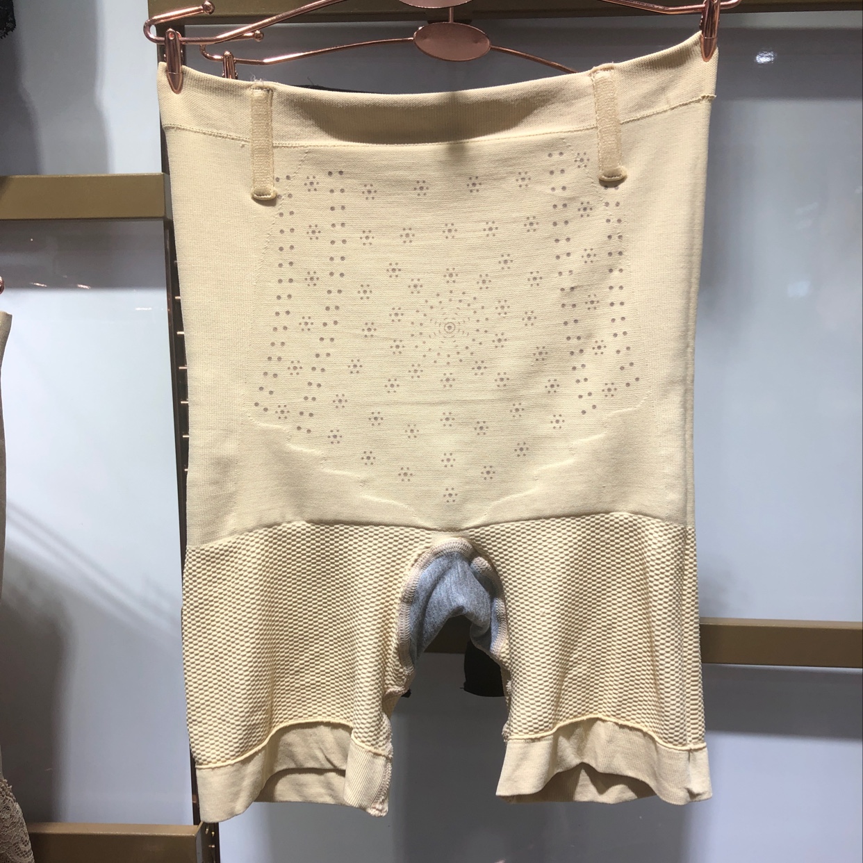 塑身美体内裤轻盈透气