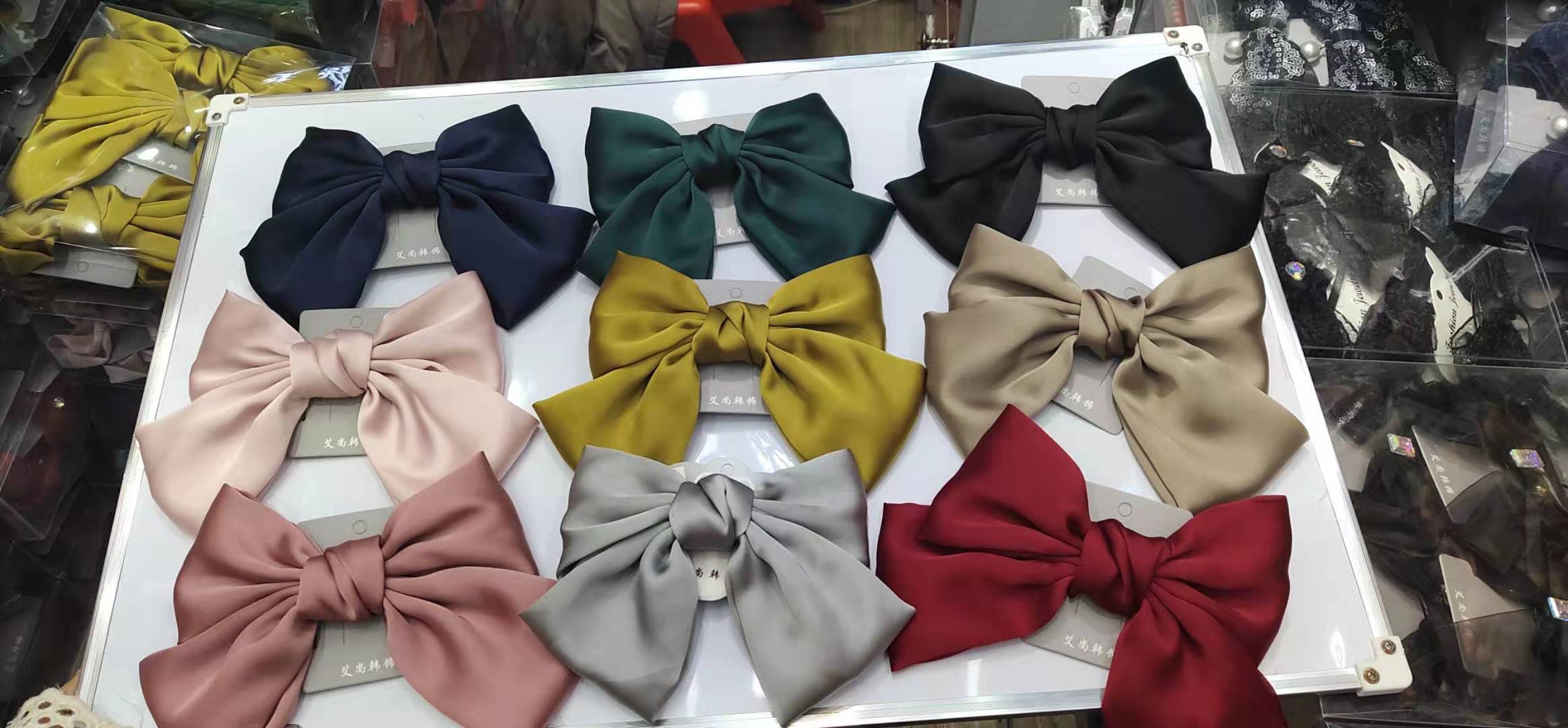 蝴蝶结
