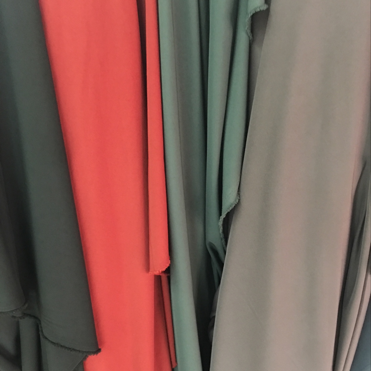 The four-side flapping series is used for making clothing, jewelry and crafts with multi-color optional thumbnail