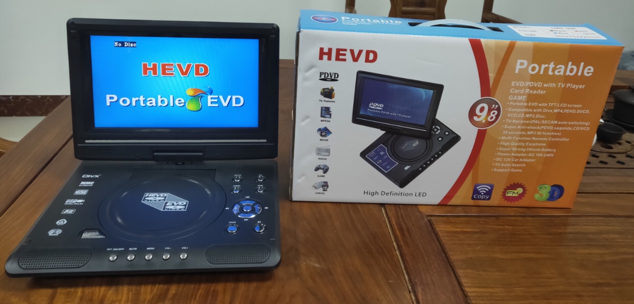 移动DVD机产品图