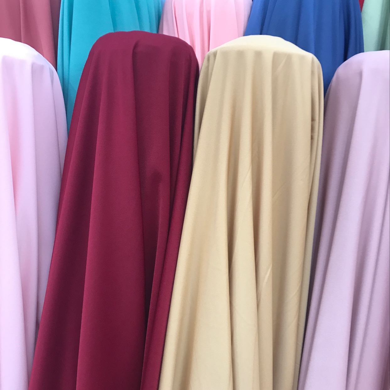 涤纶面料适用于制作衣服头饰工艺品多色可选产品图