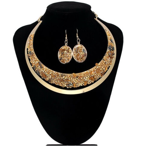 European and American fashionable and colorful diamond shell necklaces