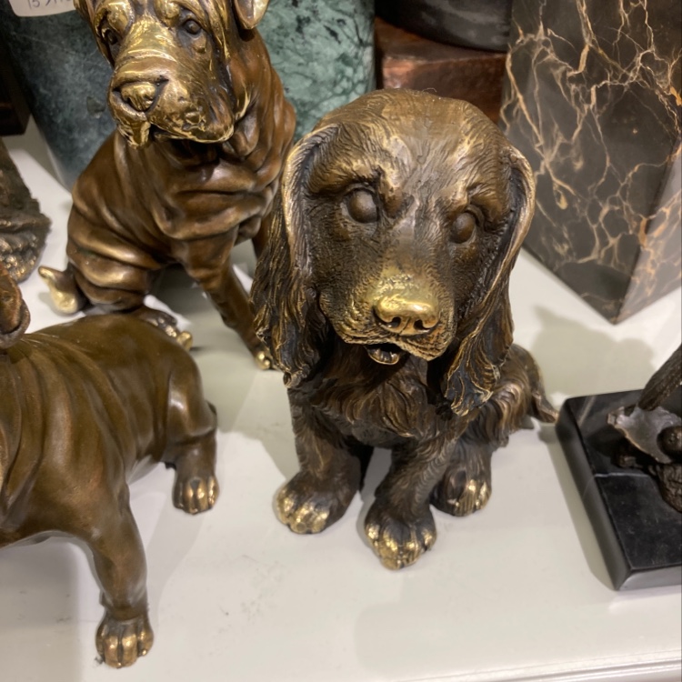 Handicraft copper dog figurine