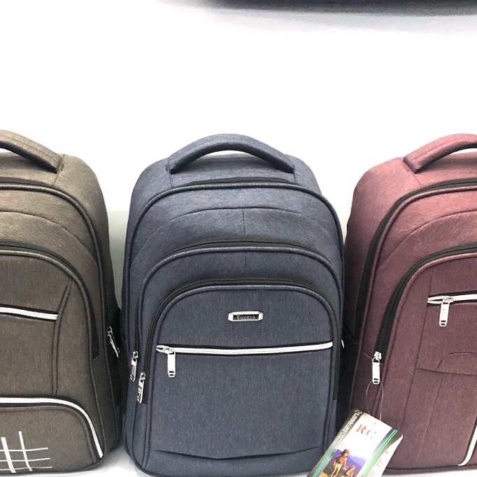 功能包双肩包产品图