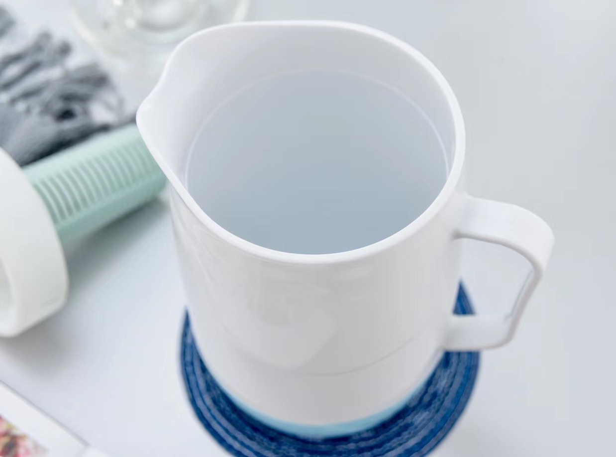 Double-layer insulated catering pot Application Scenario