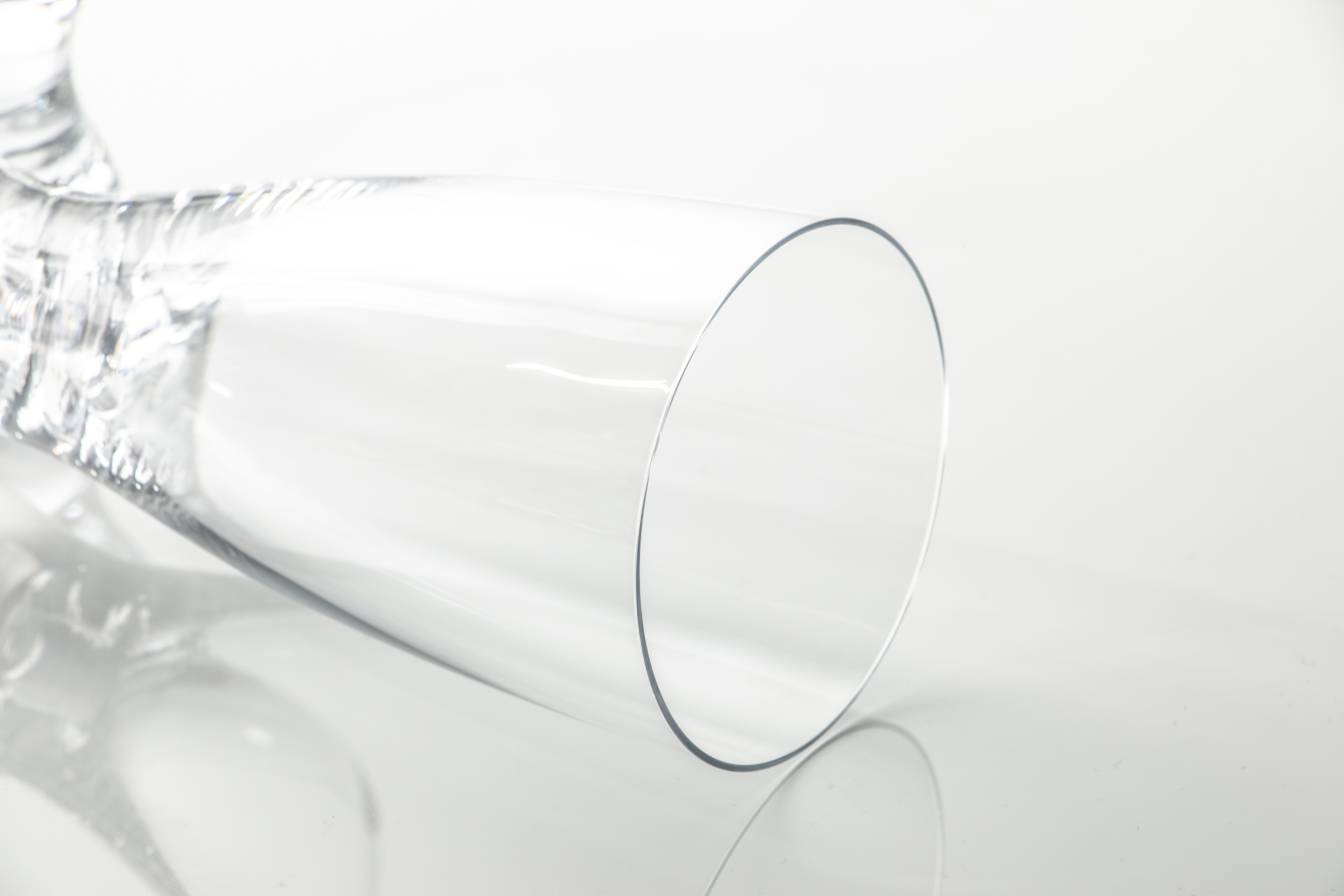 Crystalex imported lead-free crystal beer mugs from the Czech Republic, Senba Series 40427/320 pic 4