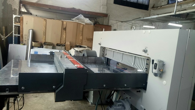 ضمان جودة معدات الطباعة من طراز QZK1300M10 التي تعمل بالحاسوب الكبير Item Picture