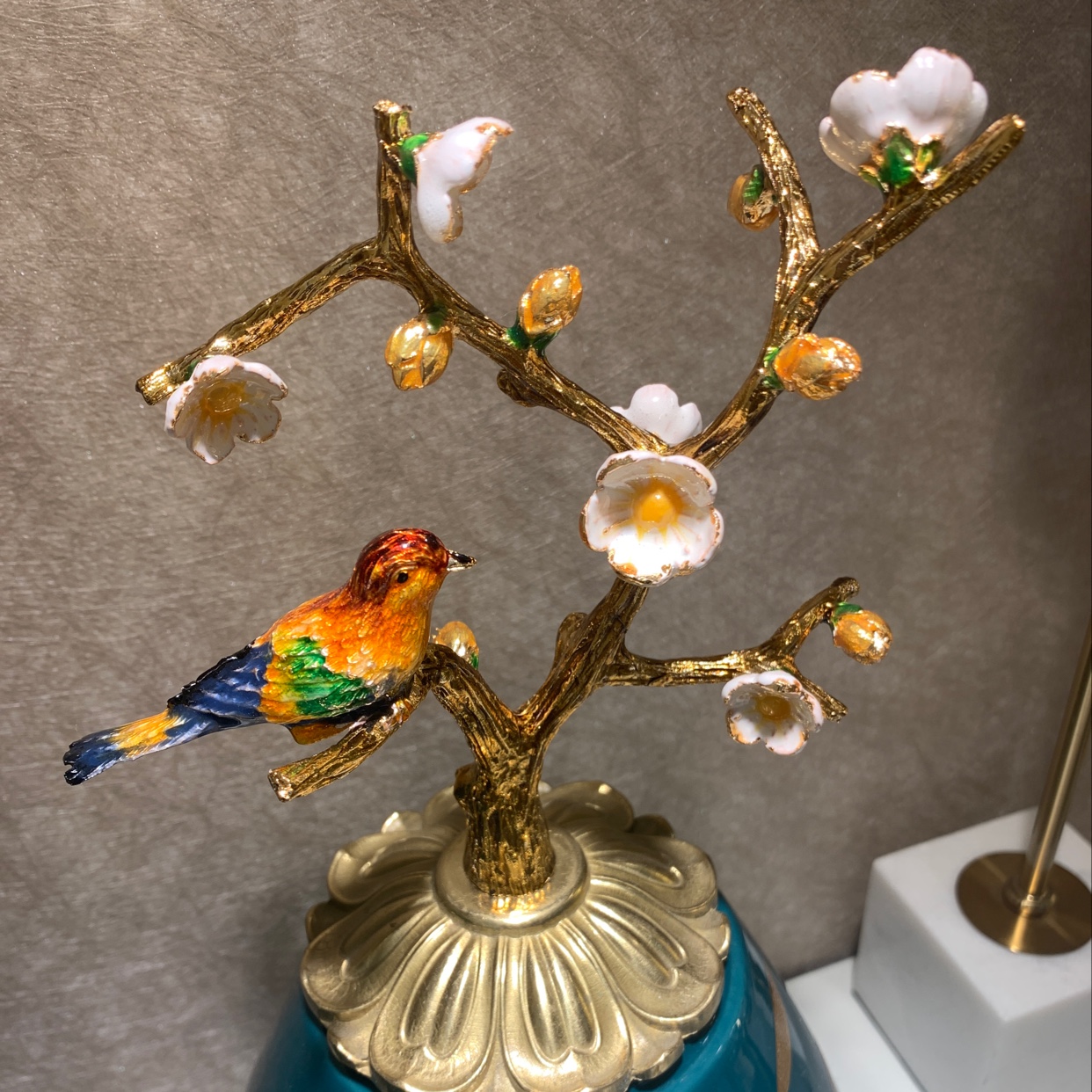 Painted handicrafts Specification image