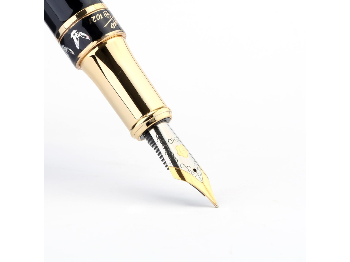 Hero Pen 1021 Official Genuine Product is a gift for women, men, business, adults, high-end office, and students to write and practice calligraphy detail image 3
