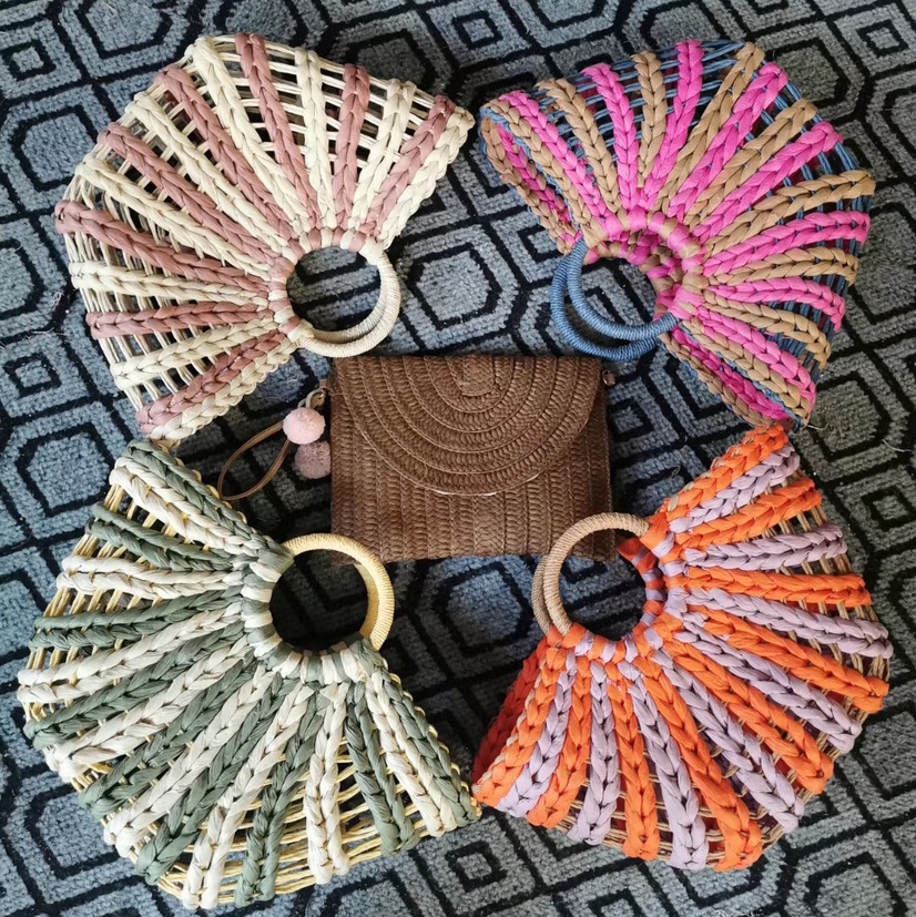 Woven straw bag details Picture