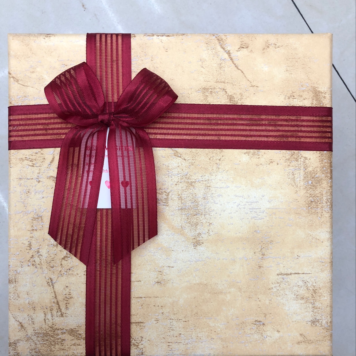 Ribbon Gift Box. details Picture