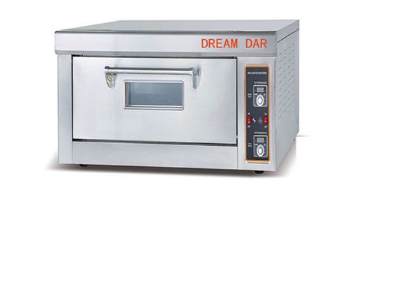 A layer of two plates of electric pizza oven baking oven electric oven bread pizza cake