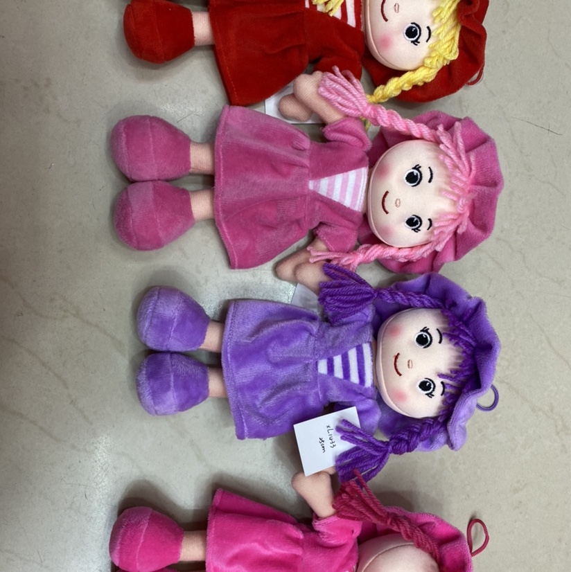 Plush toy figurines, baby comfort toys