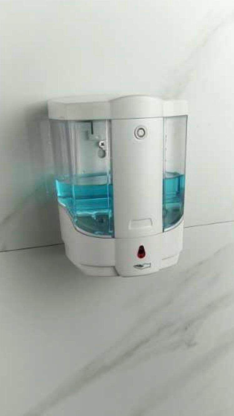 感应皂液器