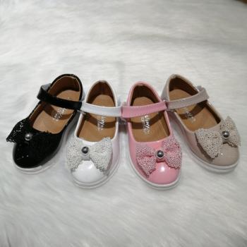 2020新款儿童女孩亮皮蕾丝蝴蝶结款防滑魔术贴女宝宝小皮鞋详情图3