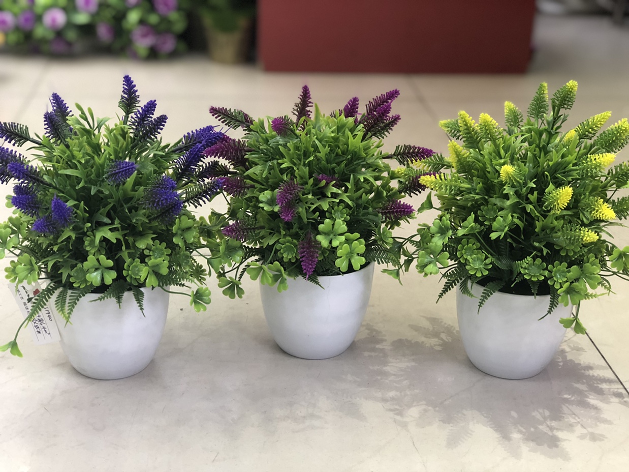 Simulated potted lavender thumbnail