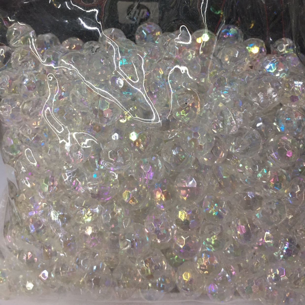 11mm地球珠 台湾压克力 
透明白AB彩