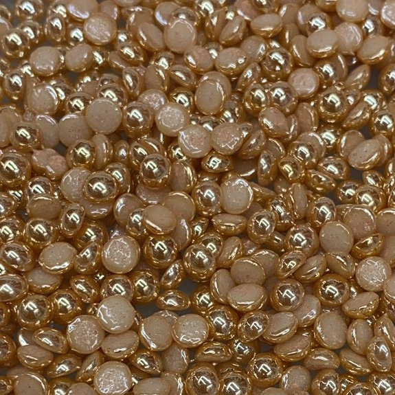 Colorful pearl strings available in multiple colors. Factory direct sales. Customized imitation pearl plastic beads based on samples undefined