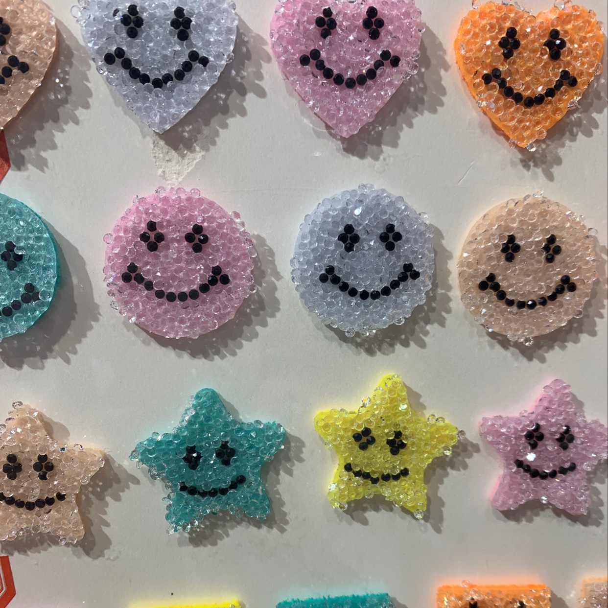 Hairpin accessories for non-woven fabrics