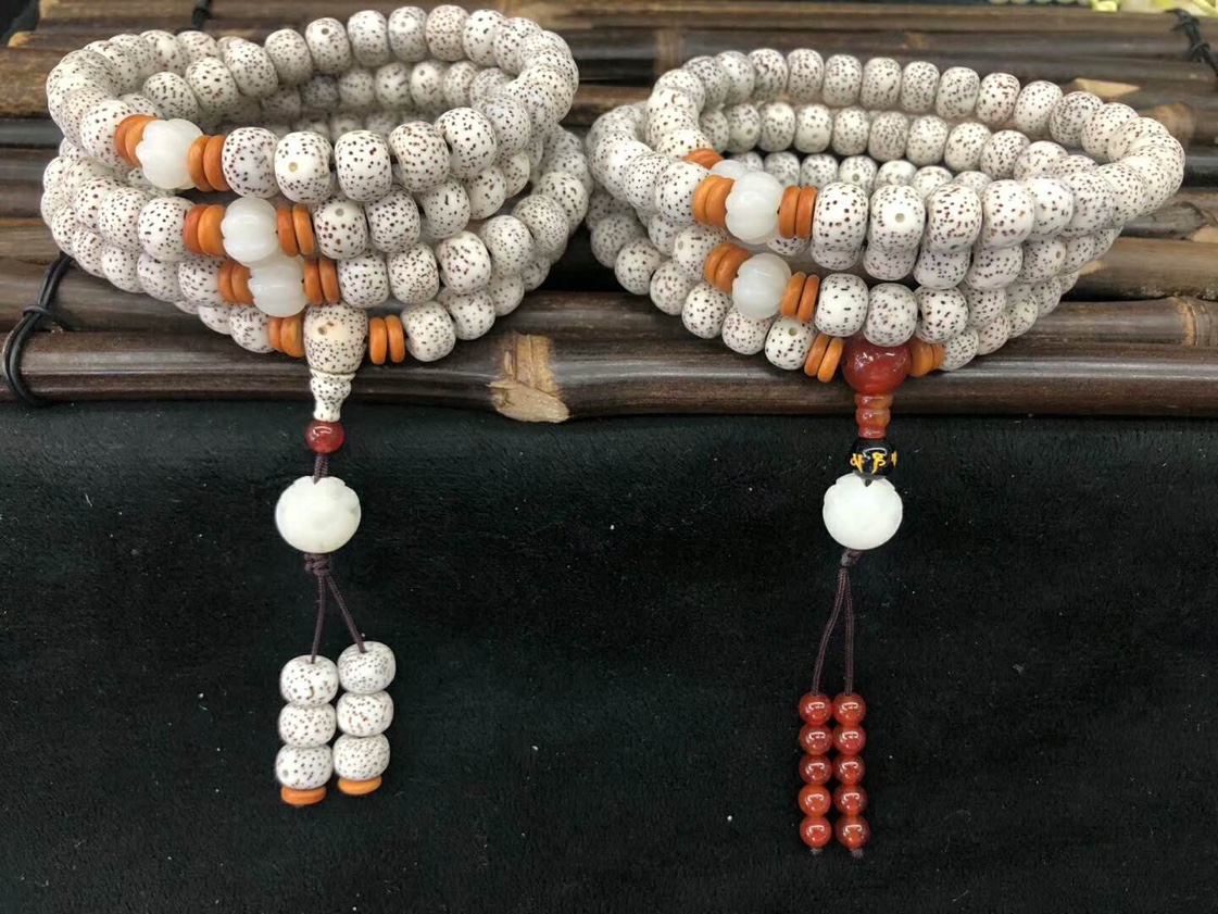 Star and Moon Bodhi Buddha beads hand string thumbnail