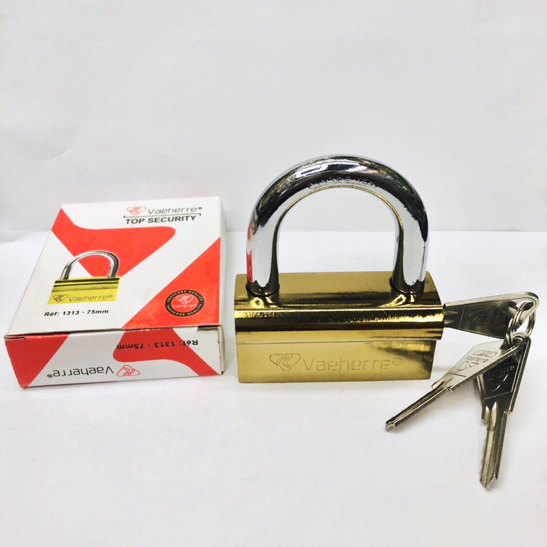 Camel padlock thumbnail