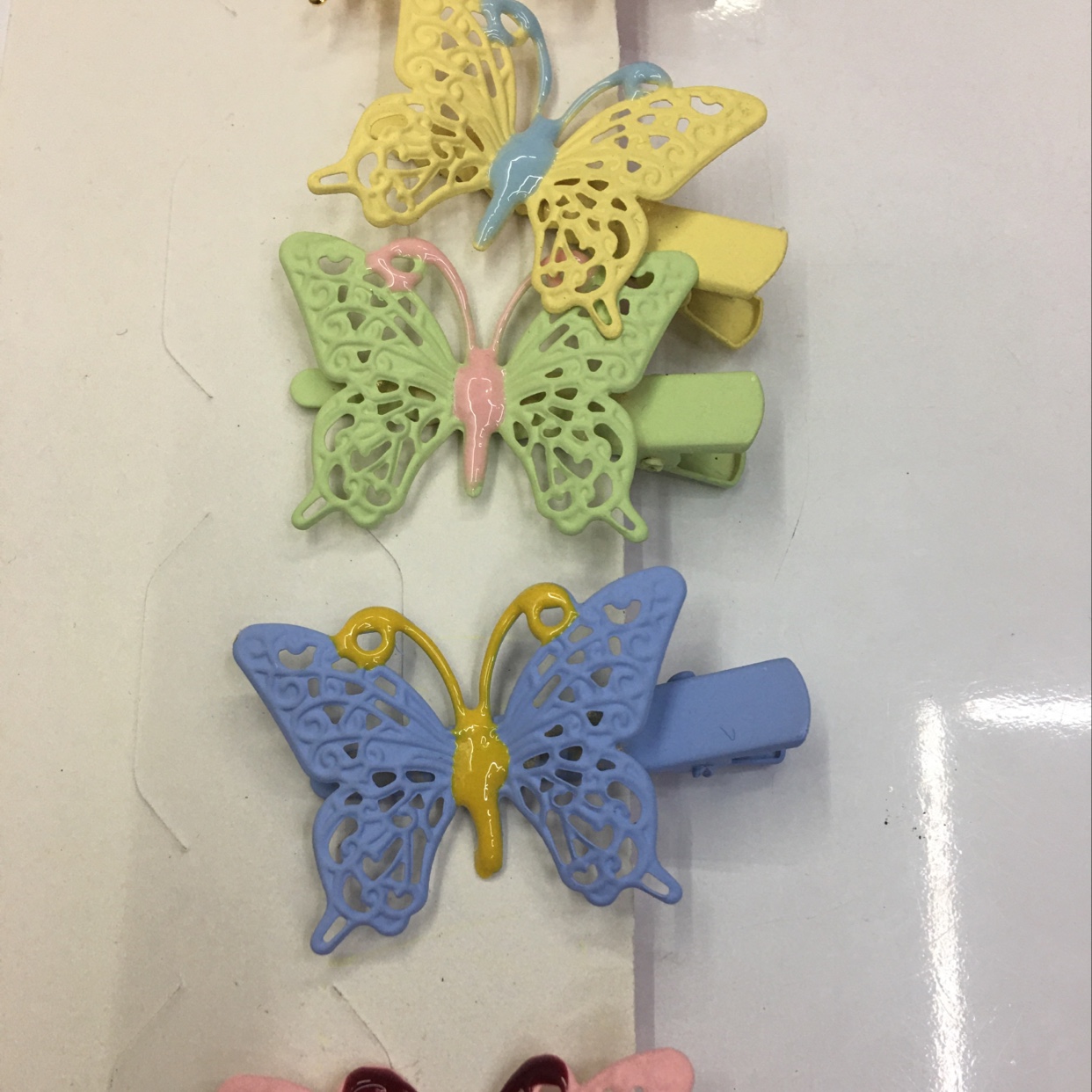 The butterfly clip thumbnail