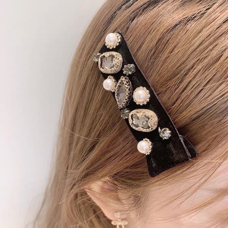 Hairpin details Picture