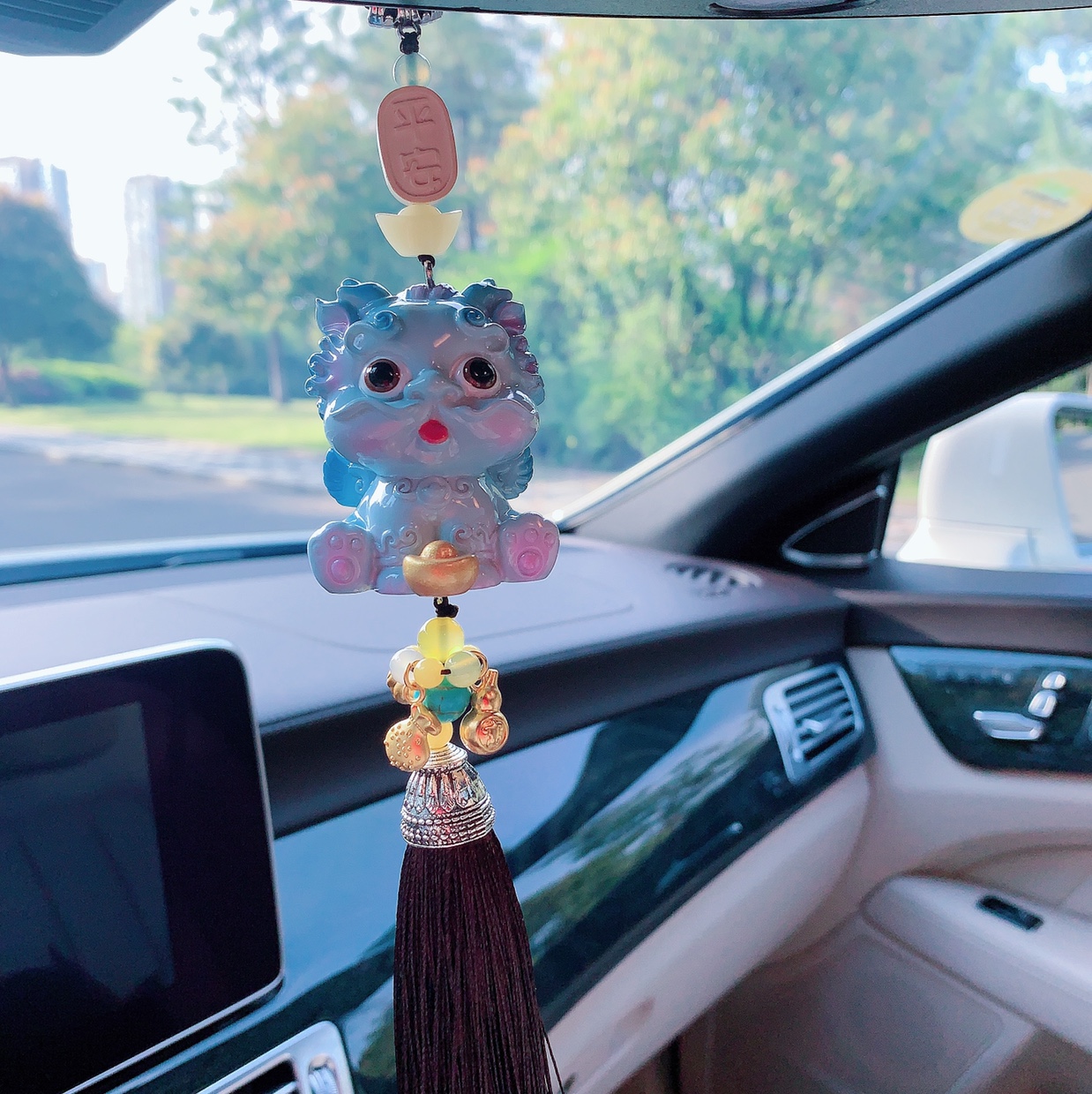 PI xiu pendant of wealth thumbnail