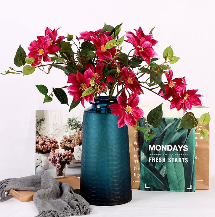 Yiwu high-quality artificial clematis for bedroom and study decoration, wedding artificial flower artificial bouquets