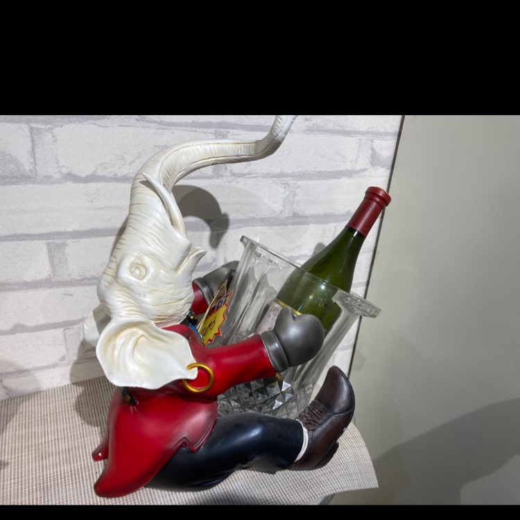 树脂艺术象酒架