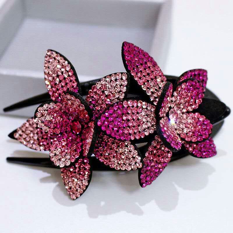 Elegant, high-end, atmospheric and classy dovetail clip