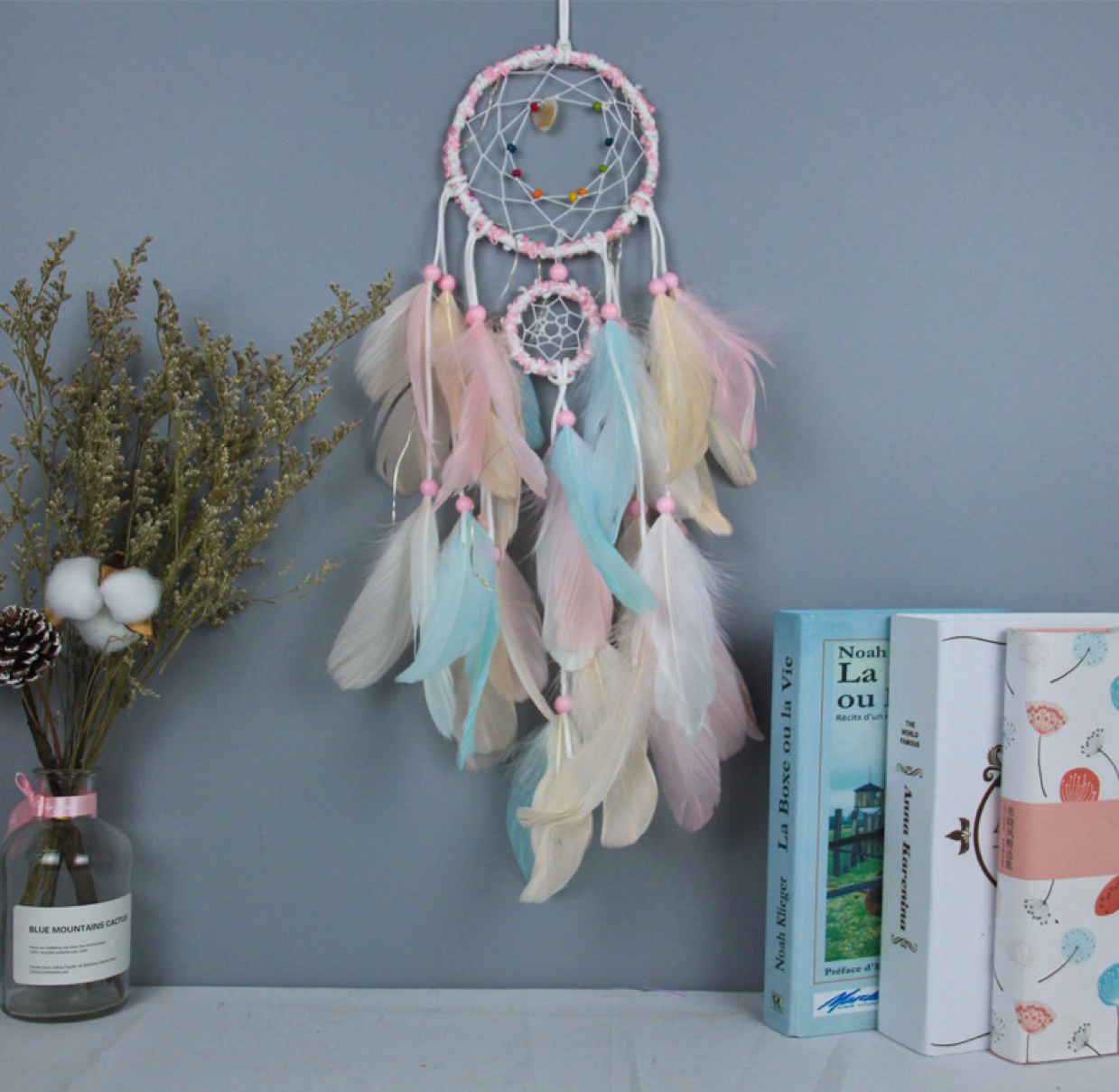 The dreamcatcher lives for three lifetimes details Picture